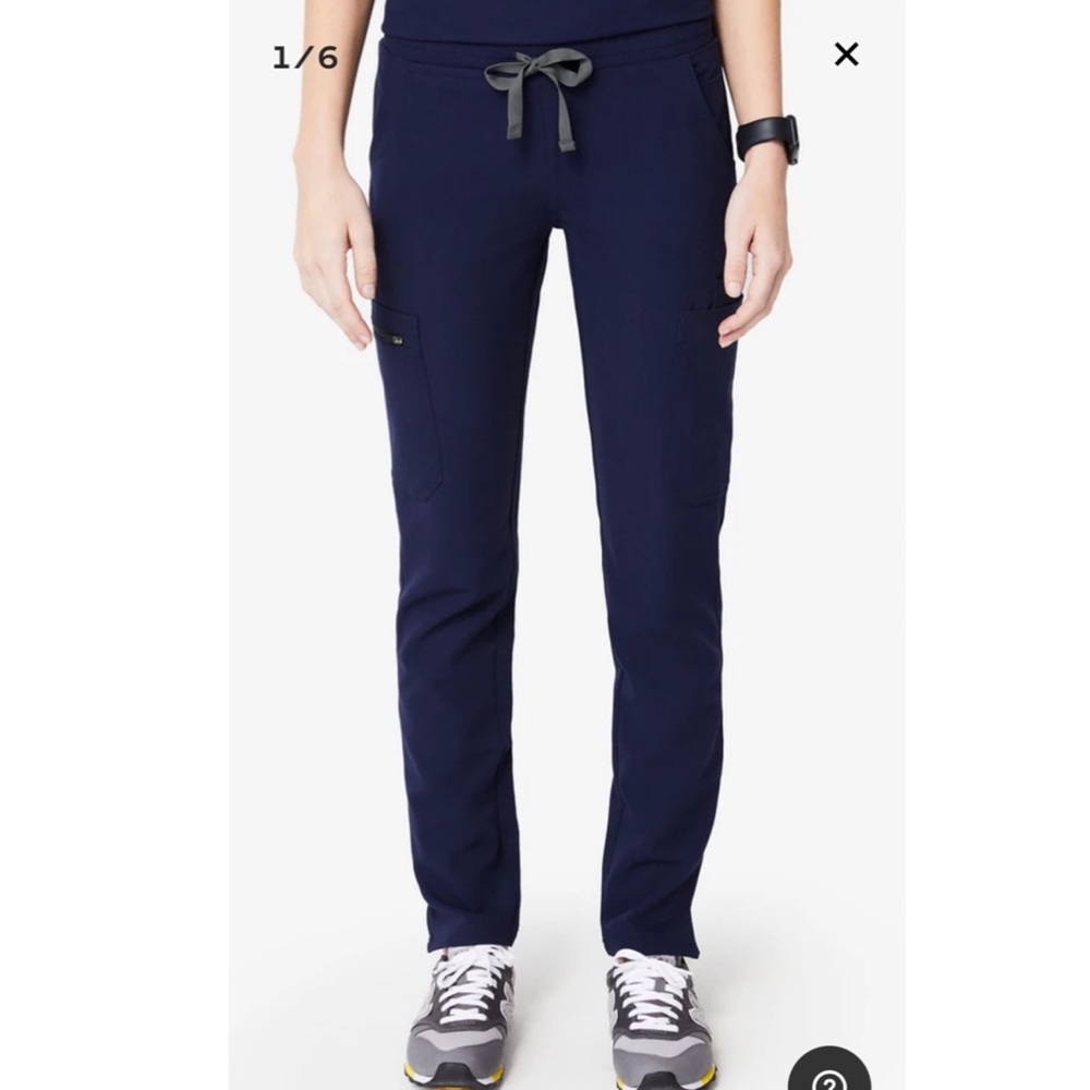 Figs Yola skinny scrub pants perfect condition
